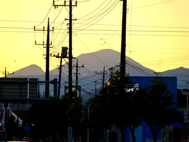 20161024003